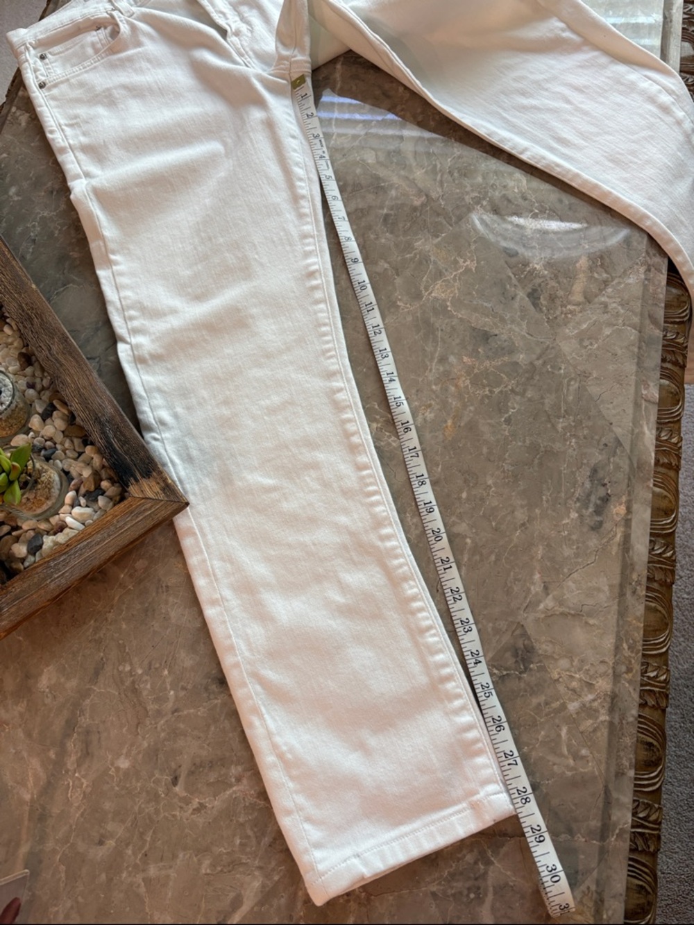 Edwin Maddox Jeans - Picture 9 of 9